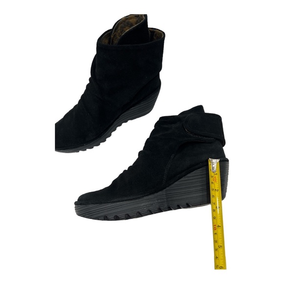 FLY London Women's Yegi689fly Ankle Bootie Black Suede size 41 - Picture 11 of 13